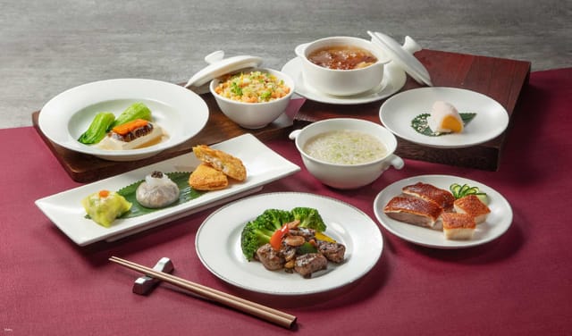 loong-yat-heen-chef-s-specials-loong-yat-heen-lunch-dinner-set-menu-the-kowloon-hotel_1